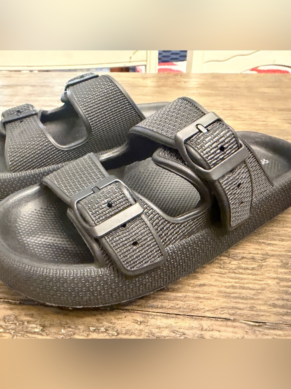 Roolee Black Slide Sandals Size 8 NWOT